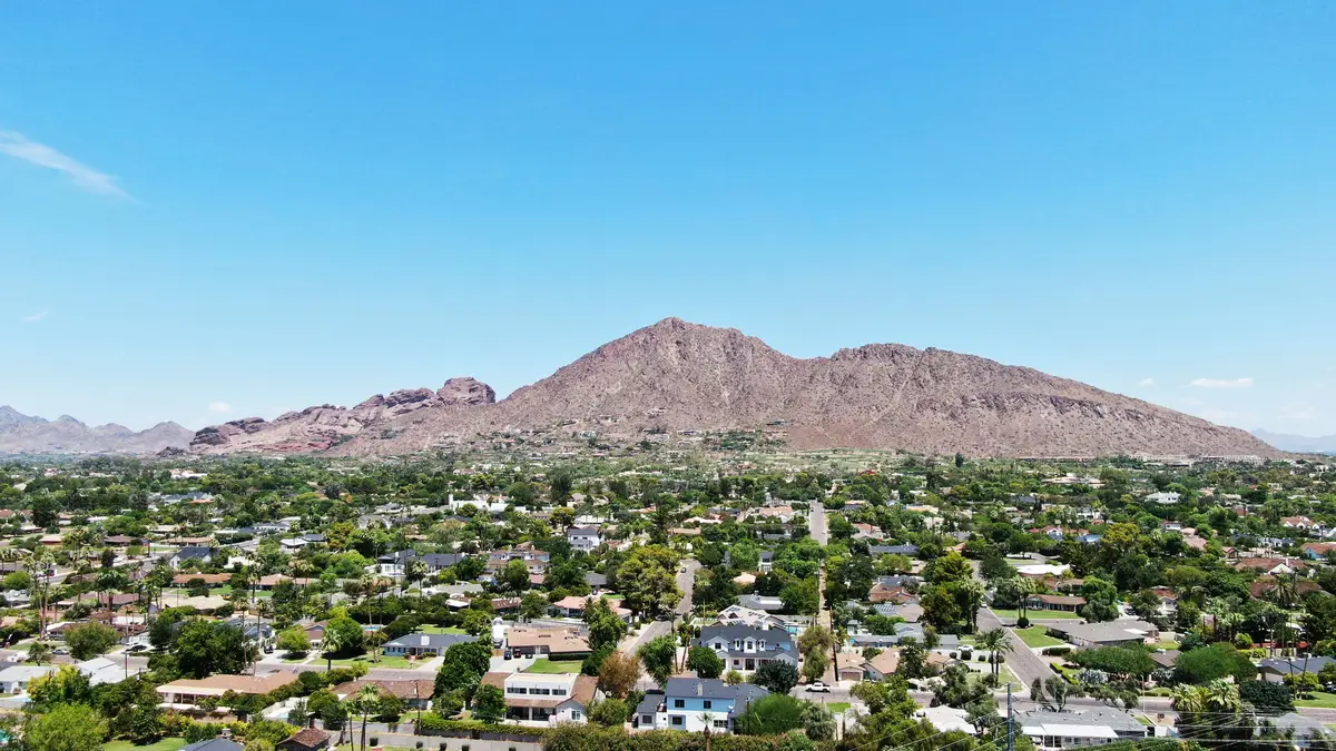 Camelback Mountain - Cholla Trail